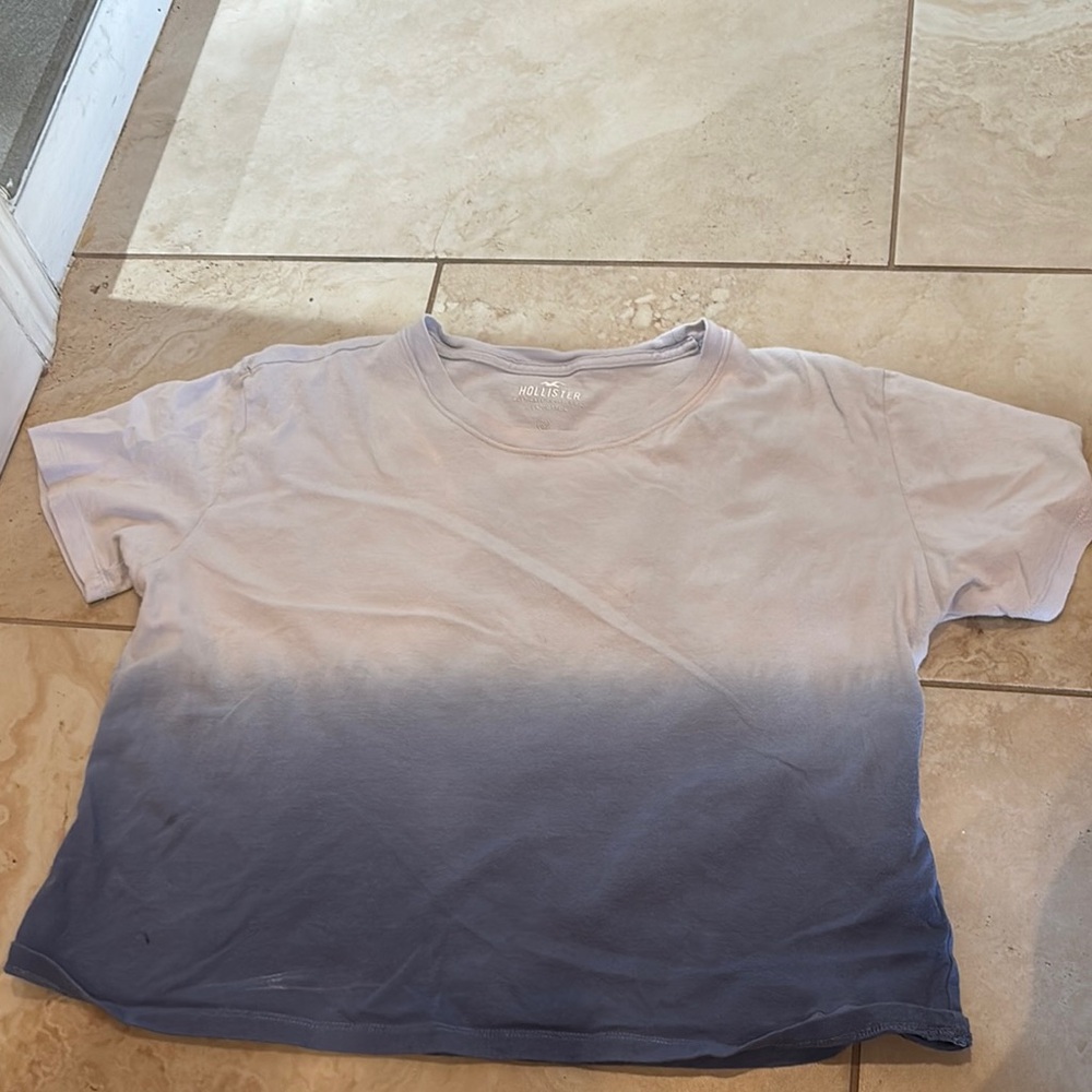 Hollister Blue Short Sleeve Tee Gradient Style